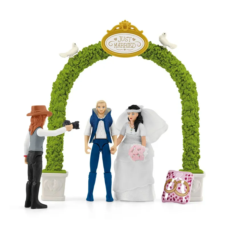 Schleich Wedding Carriage-3