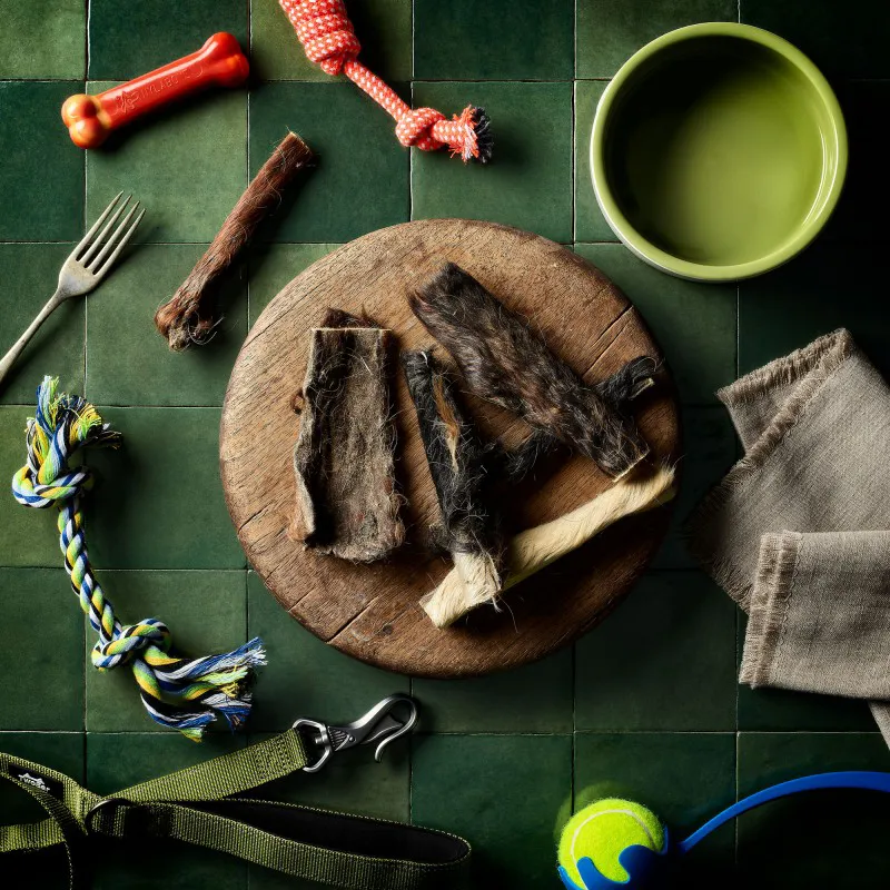 Cotswold Raw Beef Head Meat With Fur - 250g-1