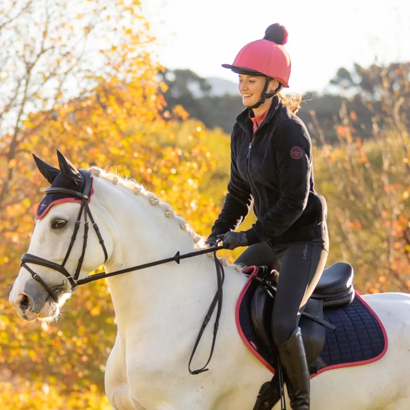LeMieux Classique Pom Hat Silk - Cranberry-3