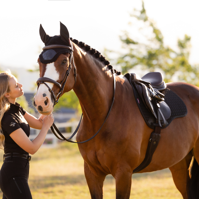 LeMieux Cotton GP Square - Black-2