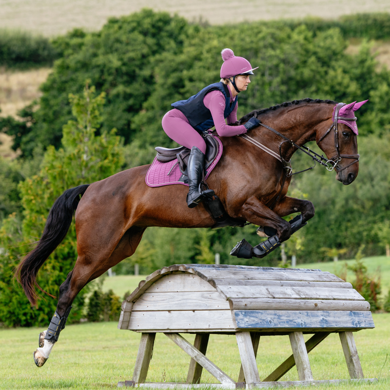 LeMieux Suede Close Contact Square - Mallow-1