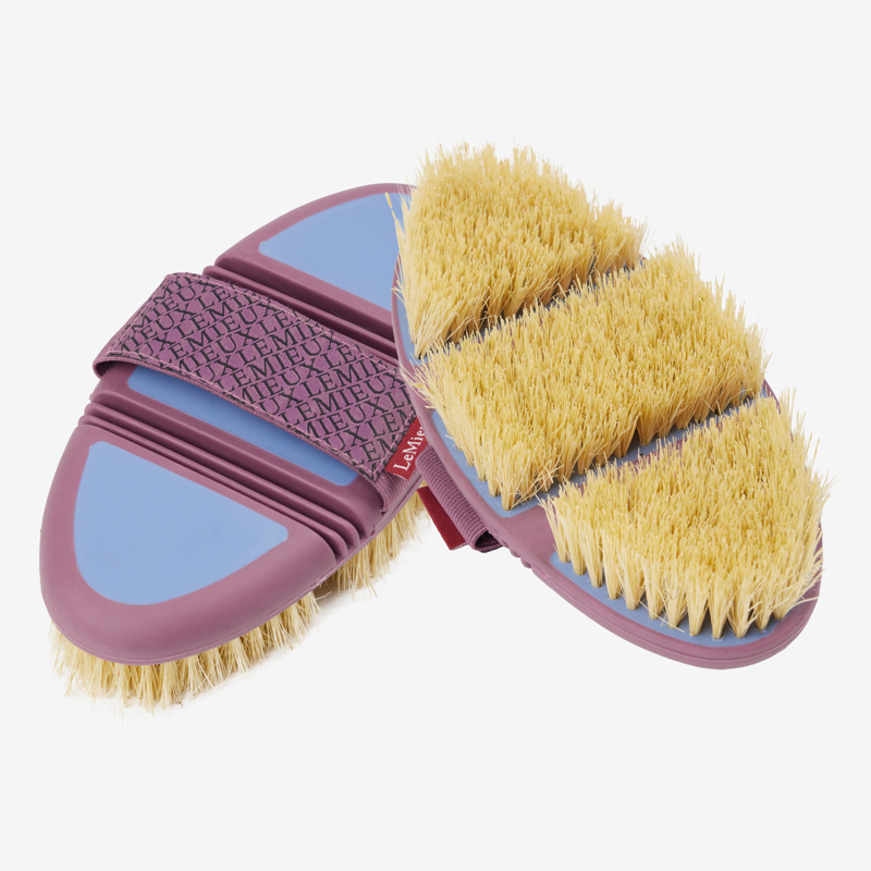 LeMieux Flexi Scrubbing Brush - Powder Blue./Mallow