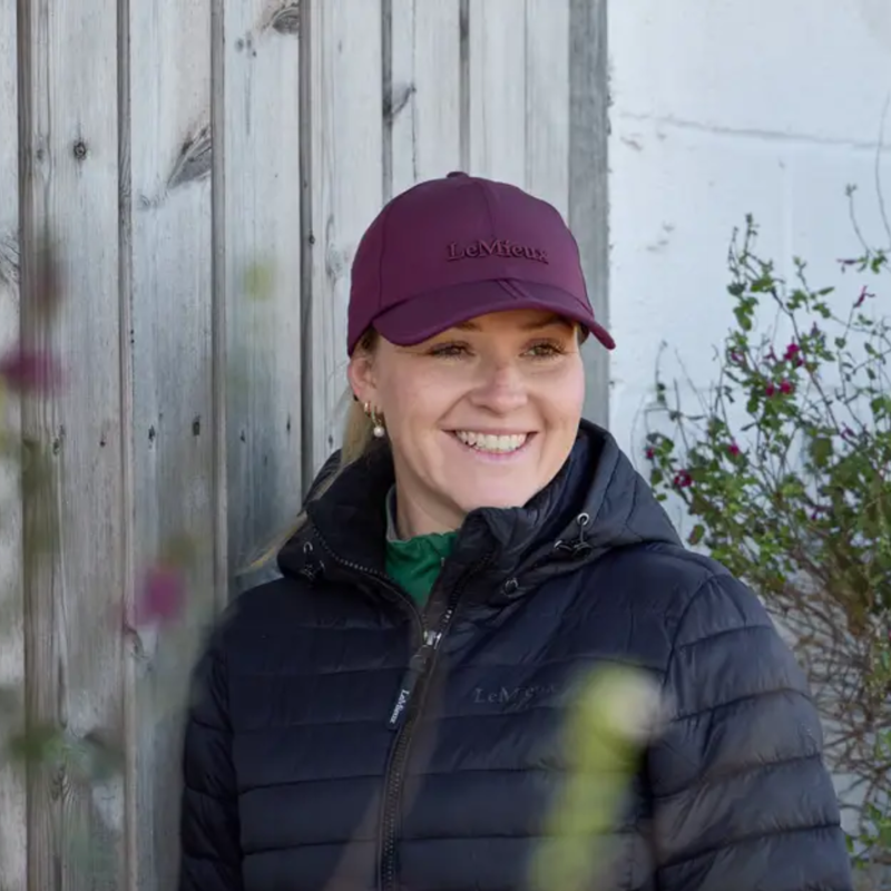 LeMieux x Sealskinz Waterproof Foldable Peak Cap - Burgundy-2