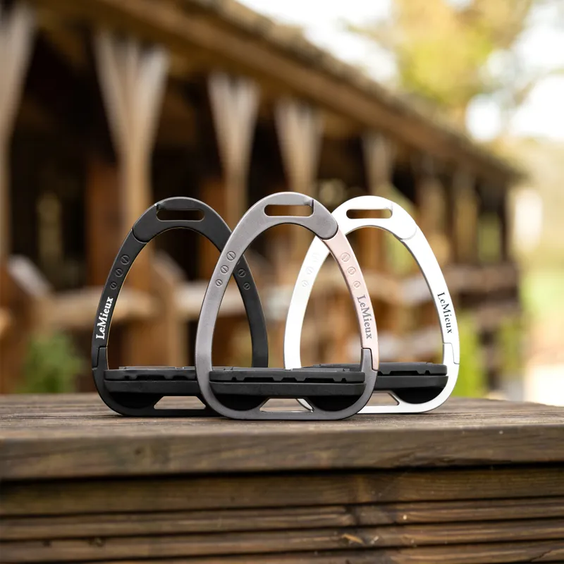 LeMieux Junior Vector Balance Stirrup Irons - Black-4