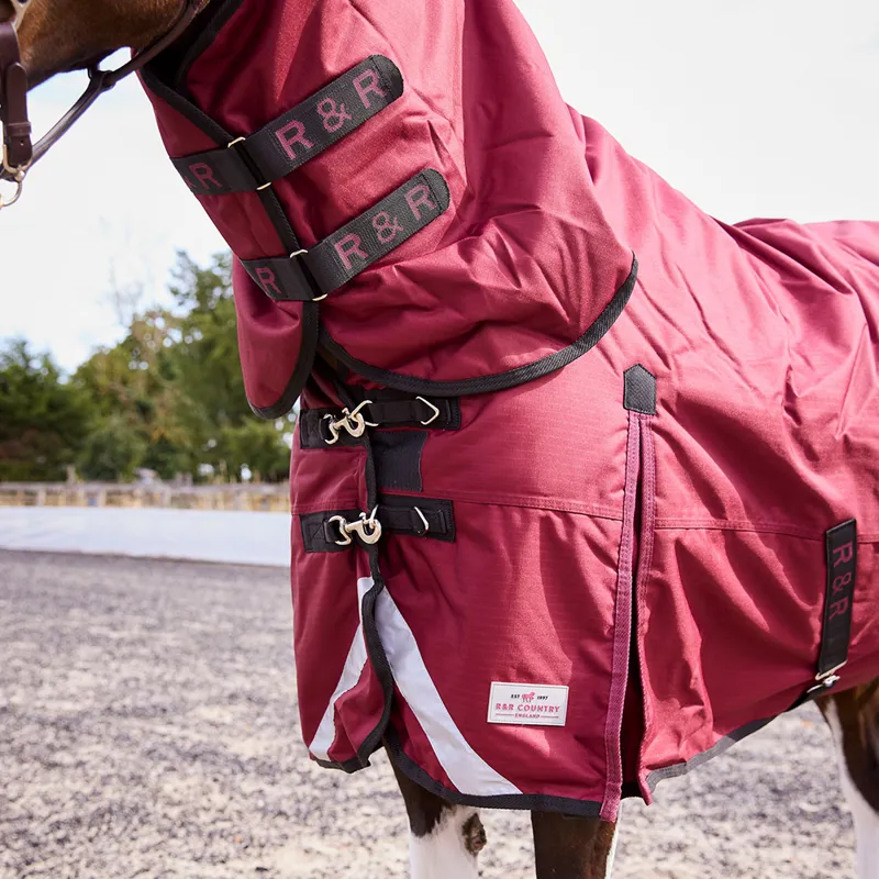 R and R Badminton 200g Turnout Combo Rug-1