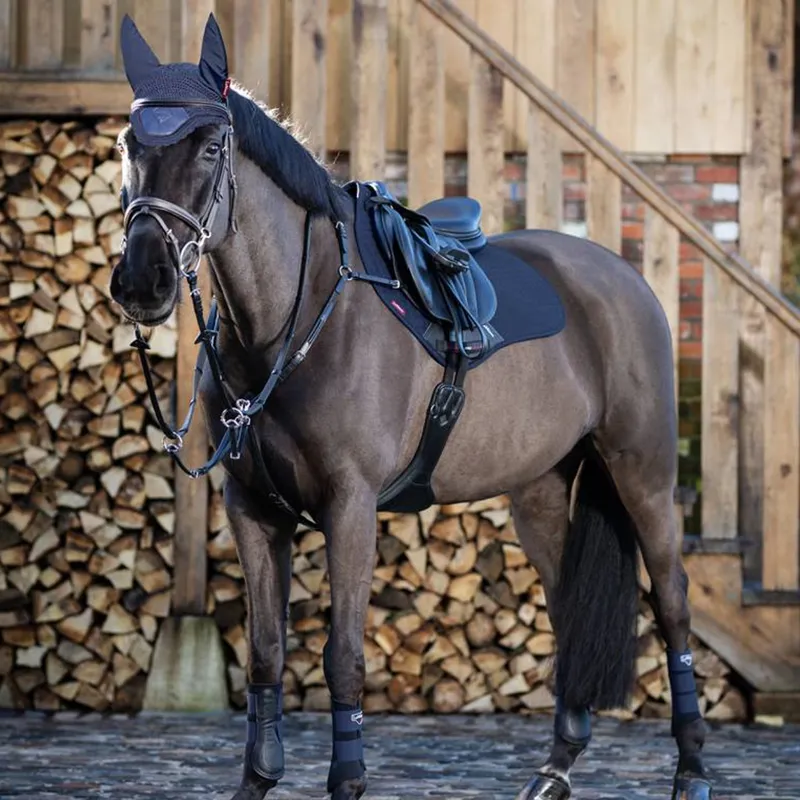LeMieux Close Contact Cotton Square - Navy-1