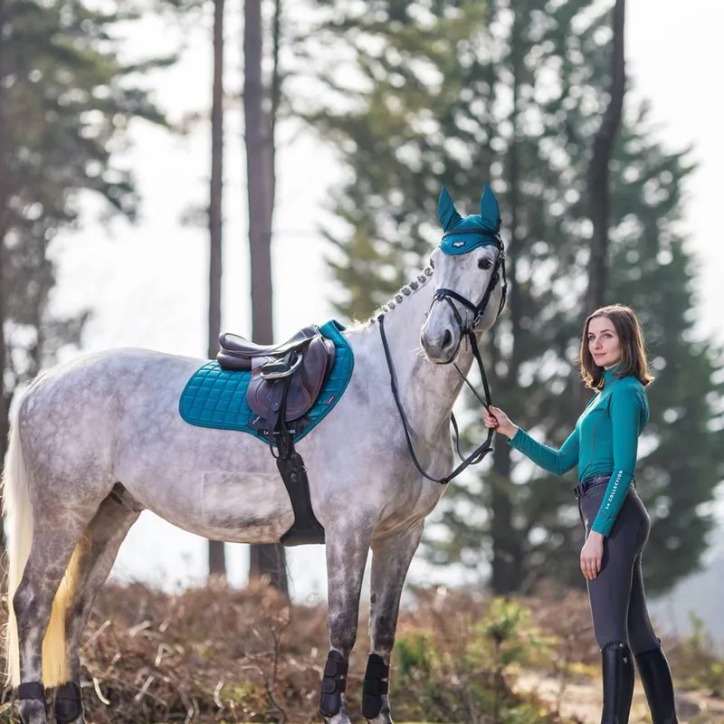 LeMieux Loire Memory Satin Close Contact Square - Peacock-1