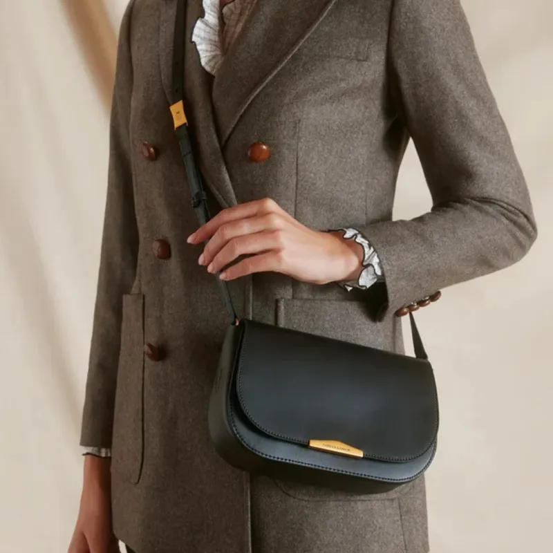 Fairfax and Favor Rye Cross Body Bag - Black Leather-4