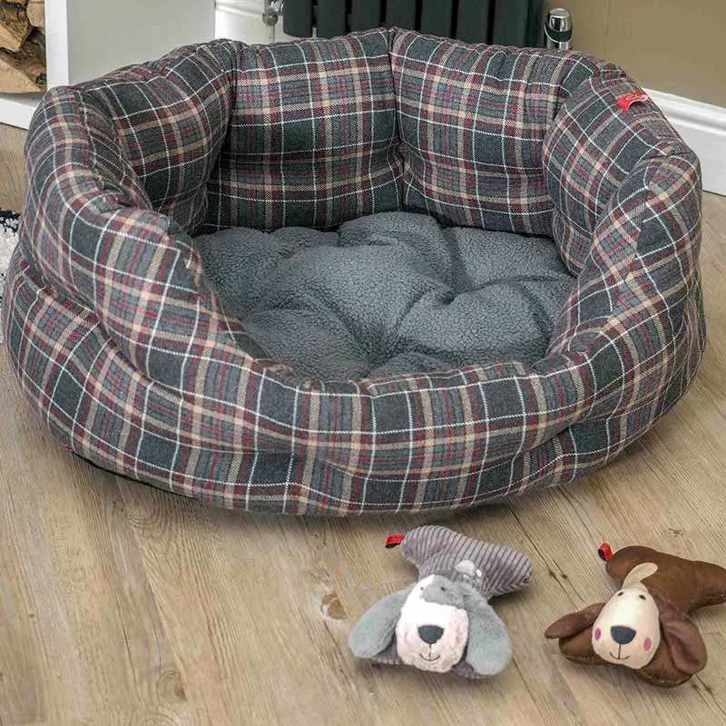 Zoon Oval Plaid Dog Bed-2