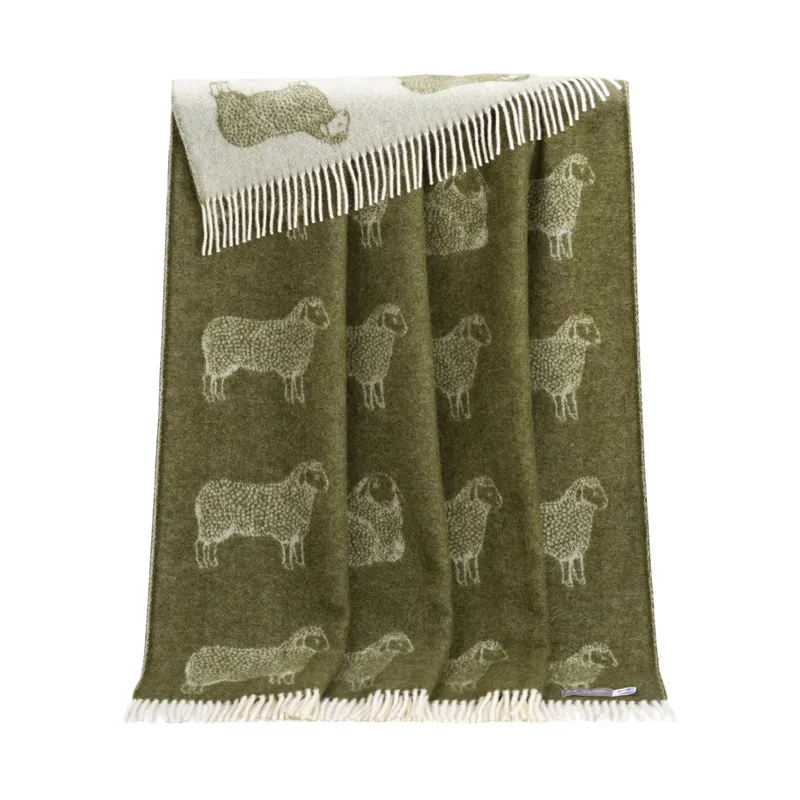 J.J. Textile Dot Sheep Throw 