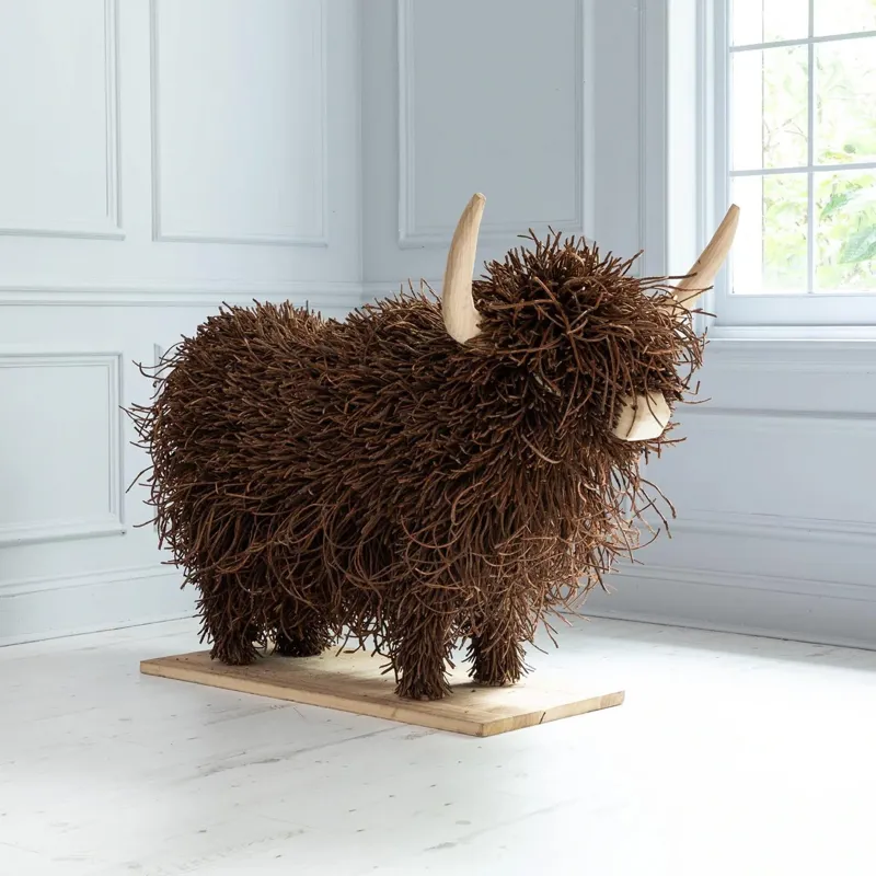 Voyage Howard The Highland Cow