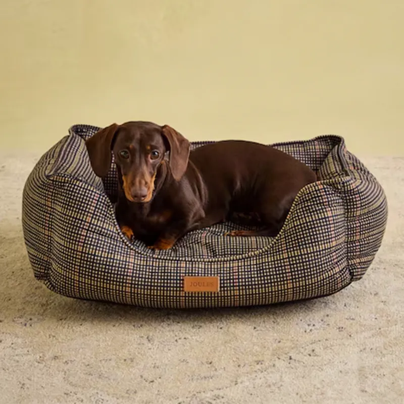 Joules Henson Check Box Bed-1