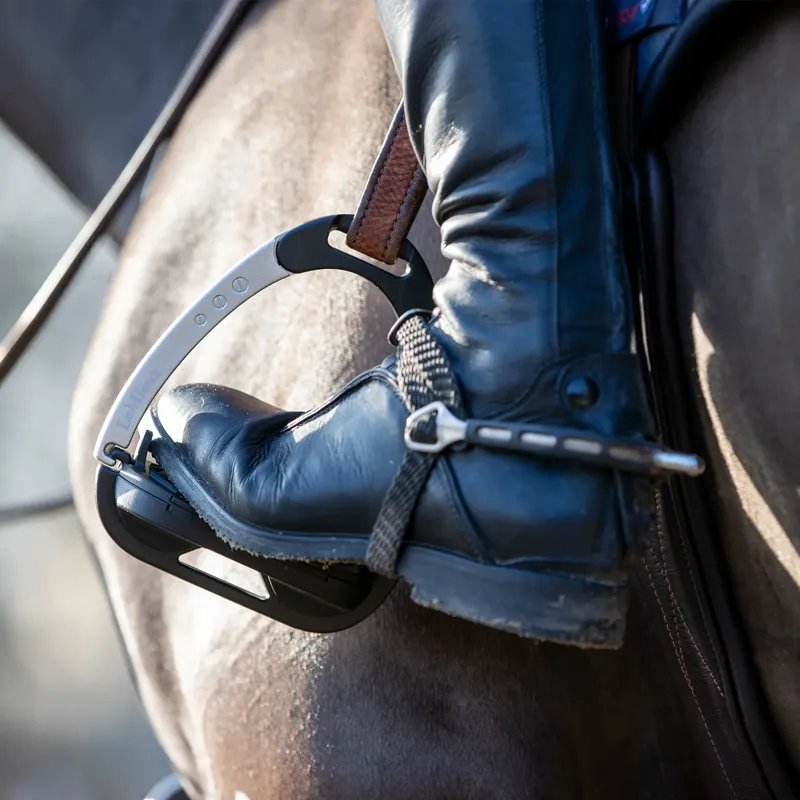 TRIAL ME - LeMieux Vector Balance Stirrups-6