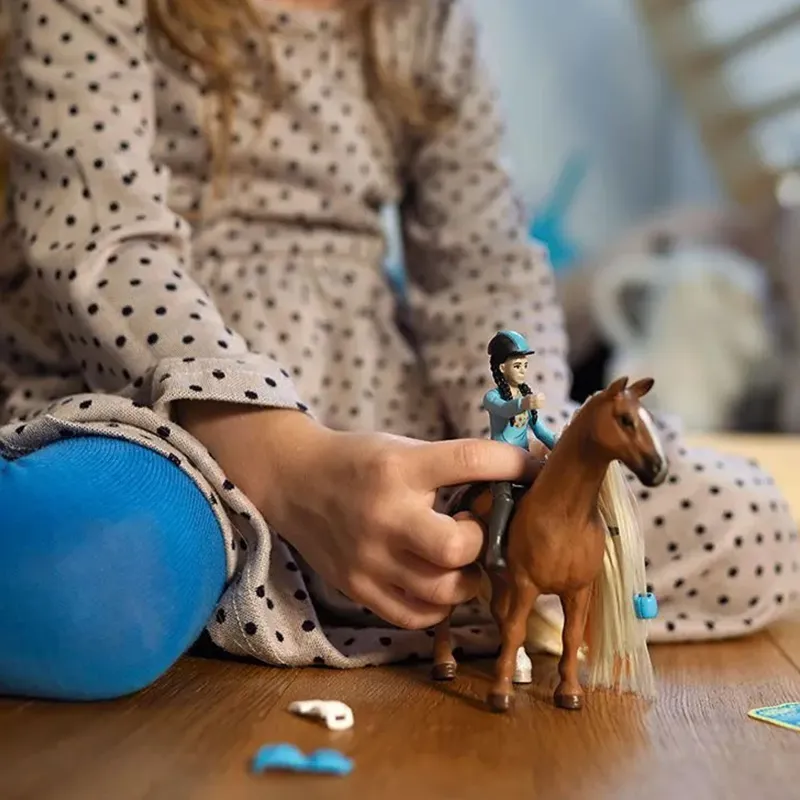 Schleich Starter Set Kim and Caramelo-1